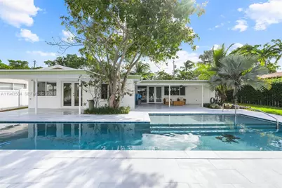 1895 Ixora Rd, North Miami, FL 33181 - Photo 1
