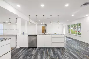 1895 Ixora Rd, North Miami, FL 33181 - Photo 13