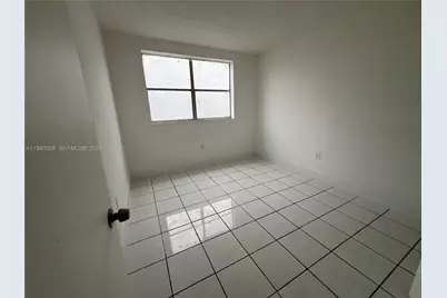1104 W 44th St #87, Hialeah, FL 33012 - Photo 7