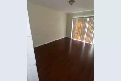 825 SW 6th Pl, Florida City, FL 33034 - Photo 7