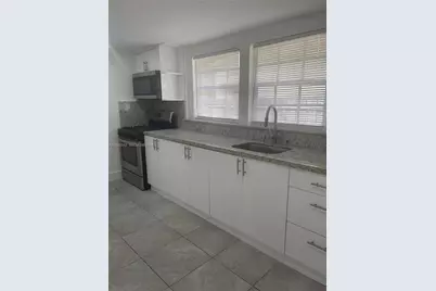317 E 8th St #1, Hialeah, FL 33010 - Photo 5