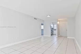 7324 SW 82nd St, Miami, FL 33143 - Photo 5