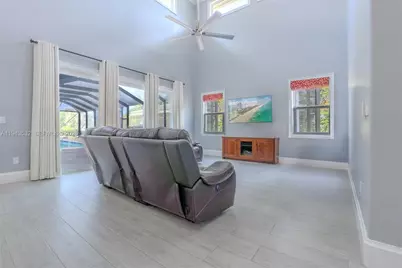 6077 NW 71st Ter, Parkland, FL 33067 - Photo 13