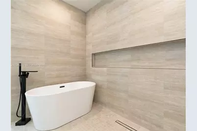 1703 SW 23rd St, Fort Lauderdale, FL 33315 - Photo 9