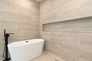 1703 SW 23rd St, Fort Lauderdale, FL 33315 - Photo 9