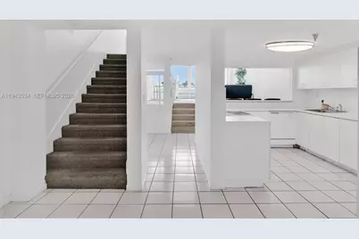 5445 Collins Ave #M9 M10 M11 M12, Miami Beach, FL 33140 - Photo 57