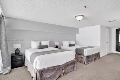 5445 Collins Ave #M9 M10 M11 M12, Miami Beach, FL 33140 - Photo 61