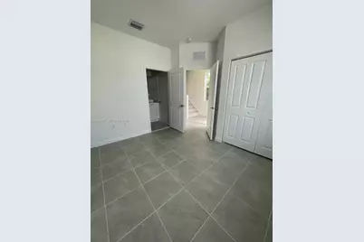 12075 NW 24th Ct, Miami, FL 33167 - Photo 15