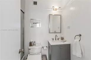 2451 Brickell Ave, Miami, FL 33129 - Photo 11