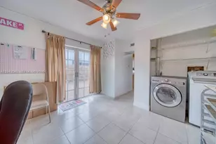 10920 SW 71st St, Miami, FL 33173 - Photo 11