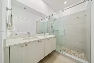 4648 NW 83rd Ave #4648, Doral, FL 33166 - Photo 21