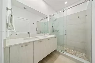 4648 NW 83rd Ave, Doral, FL 33166 - Photo 21