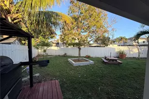 28431 SW 135th Ave, Homestead, FL 33033 - Photo 9