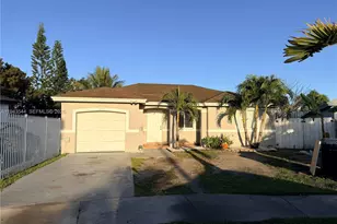 28431 SW 135th Ave, Homestead, FL 33033 - Photo 1