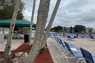 9450 Poinciana Pl, Davie, FL 33324 - Photo 25