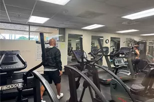 9450 Poinciana Pl, Davie, FL 33324 - Photo 29