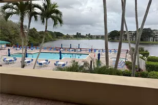 9450 Poinciana Pl, Davie, FL 33324 - Photo 33