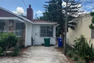 1262 SW 4th St, Miami, FL 33135 - Photo 1