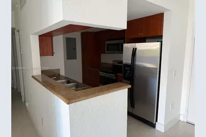 36 NW 6th Ave #408, Miami, FL 33128 - Photo 3