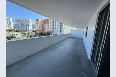 36 NW 6th Ave #408, Miami, FL 33128 - Photo 5