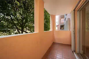 1 Alhambra Cir, Coral Gables, FL 33134 - Photo 25