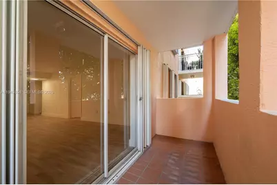1 Alhambra Cir #203, Coral Gables, FL 33134 - Photo 27