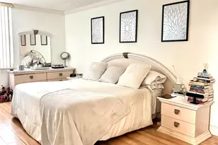 301 174th St, Sunny Isles Beach, FL 33160 - Photo 11