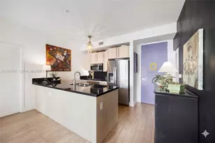 79 SW 12th St, Miami, FL 33130 - Photo 9