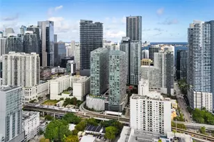 79 SW 12th St, Miami, FL 33130 - Photo 31