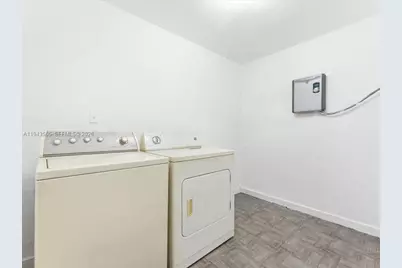 812 NW 55th Ter #812, Miami, FL 33127 - Photo 3