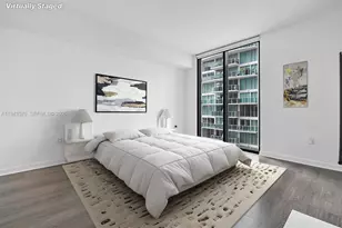 31 SE 6th St, Miami, FL 33131 - Photo 7