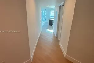 500 Brickell Ave, Miami, FL 33131 - Photo 5