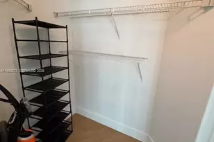 500 Brickell Ave, Miami, FL 33131 - Photo 21