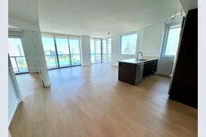 500 Brickell Ave #1502, Miami, FL 33131 - Photo 9