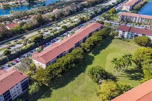 13105 SW 16th Ct, Pembroke Pines, FL 33027 - Photo 17