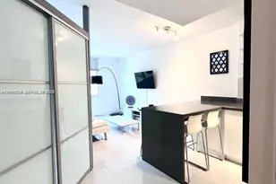 100 Lincoln Rd, Miami Beach, FL 33139 - Photo 11