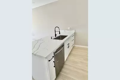 630 NE 166th St #1, Miami, FL 33162 - Photo 3
