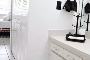 100 Lincoln Rd, Miami Beach, FL 33139 - Photo 5