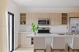 954 NW 8th St, Florida City, FL 33034 - Photo 7