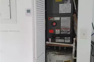 1921 SW 107th Ave, Miami, FL 33165 - Photo 9