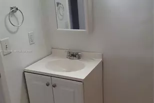 1921 SW 107th Ave, Miami, FL 33165 - Photo 23