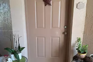 2846 S University Dr, Davie, FL 33328 - Photo 5