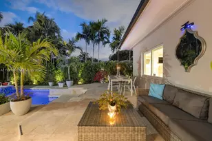 1226 NE 100th St, Miami Shores, FL 33138 - Photo 25