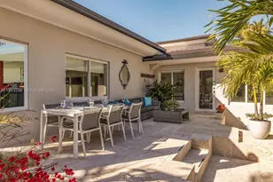 1226 NE 100th St, Miami Shores, FL 33138 - Photo 45