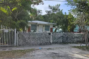 5602 NE 3rd Ave, Miami, FL 33137 - Photo 1