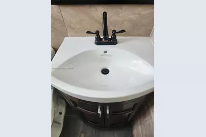 18303 SW 139th Pl, Miami, FL 33177 - Photo 13