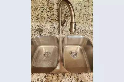 18303 SW 139th Pl, Miami, FL 33177 - Photo 7