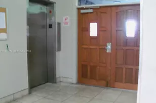 300 NE 14th Ave, Hallandale Beach, FL 33009 - Photo 13