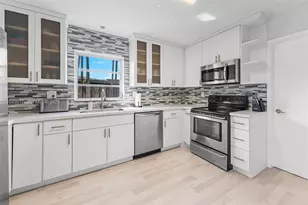 81 NE 47th St, Oakland Park, FL 33334 - Photo 15
