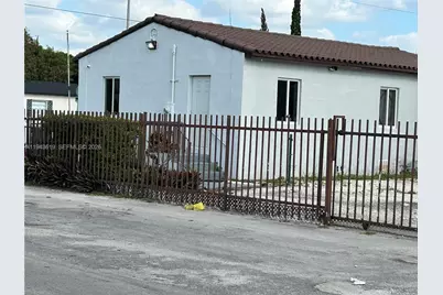 3521 E 4th Ave, Hialeah, FL 33013 - Photo 7